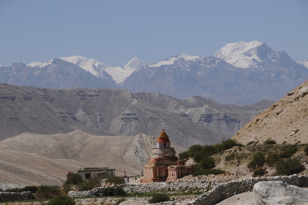 Jeep Reise Mustang Nepal